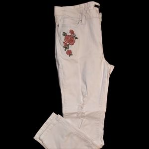 Angel Kiss Skinny Jeans